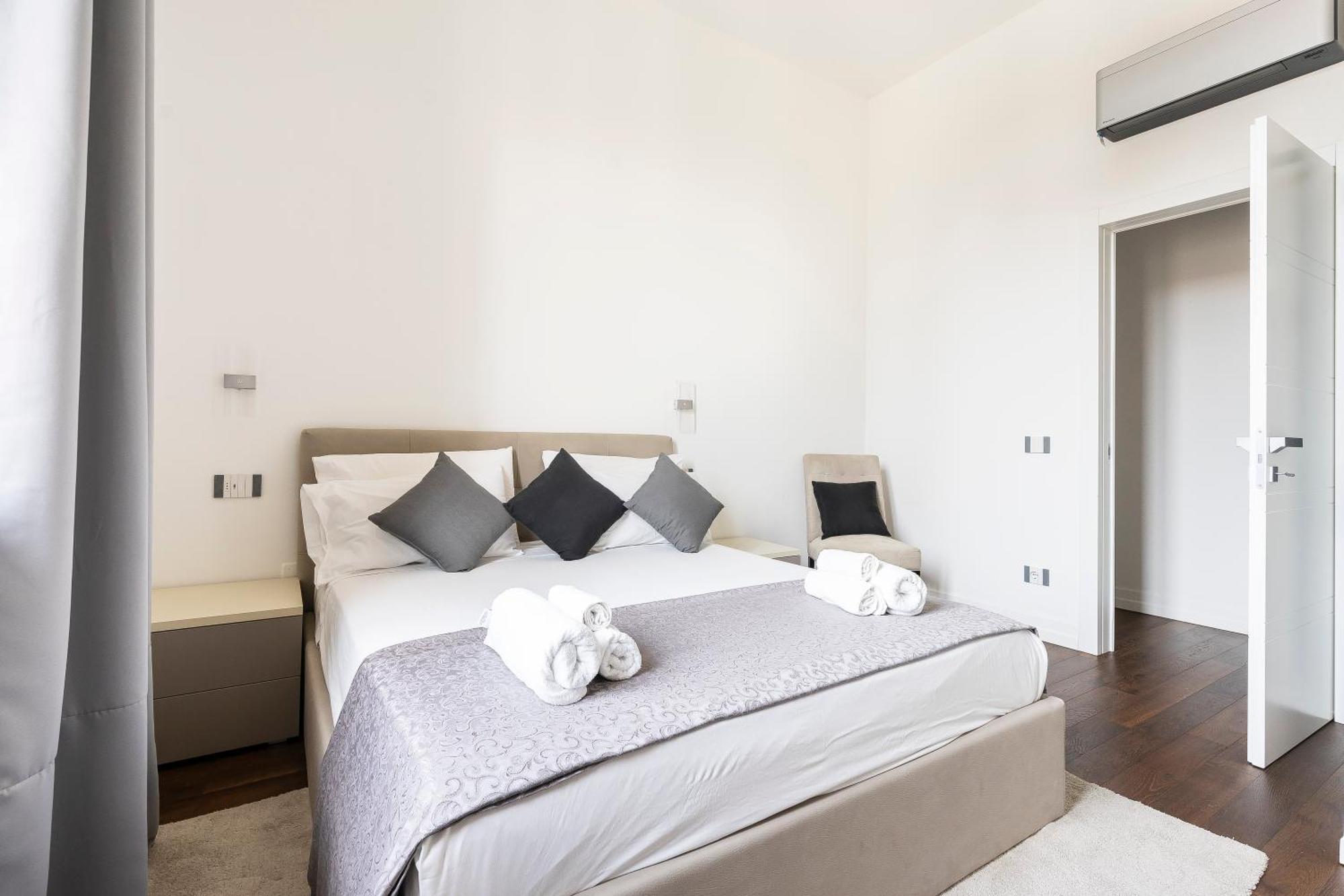 San Marco Black Appartamento Luxury Con Terrazzo E Parcheggio Su Richiesta Флоренция Екстериор снимка